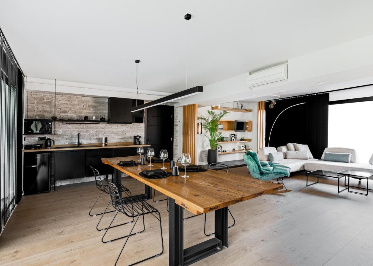 Omni House Apartment Янина Екстериор снимка